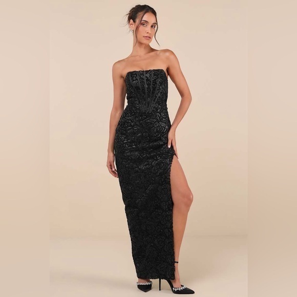 Lulus Dresses & Skirts - LULU’S STATELY AURA MESH VELVET STRAPLESS BUSTIER MAXI DRESS